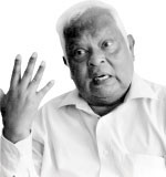 මානව හිමිකම් ගැටලු එන්නේ ප්රජාතන්ත්රවාදය බිඳ වැටීමෙන්