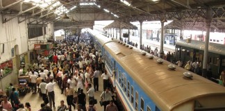 වර්ජනවලට අකැප මහ මැතිවරණ සමය