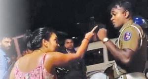 මාලබේ කාන්තාවක සහ පොලීසිය අතර ගැටුම පිළිබඳ වීඩියෝවේ සුලමුල