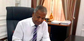 රාජ්ය පත්වීම්-උසස්වීම් වහාම අත්හිටුවන්න