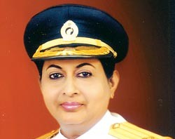 ලොව හොඳම පොලිස් කාන්තාව ලෙස පිදුම් ලබන සහකාර පොලිස් අධිකාරිනී ධීමතී පෙරියප්පෙරුම