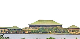 සැබෑ ප්රජාතන්ත්රවාදයක සුබ පෙරනිමිති පෙනේ