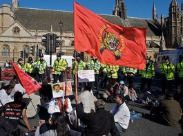 තවමත් ඩයස්පෝරාවේ හෝරාවය