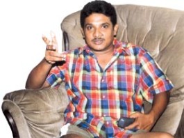 එදා පුංචි තිරේ කාර්ය බහුල නළුවකු වූ අමිත්ත වීරසිංහ amitta-weerasinghe