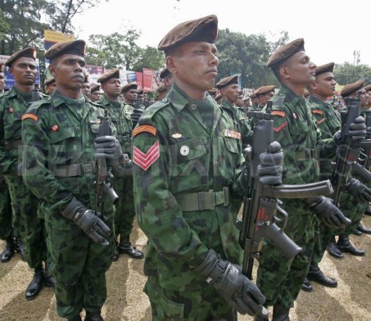 ජීවිත අත ඇරලා රට රැක්ක අපි දැන් හිරගෙදර Army