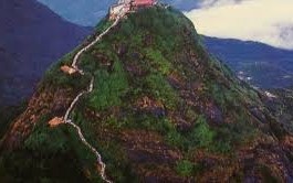සුමන සමන් දෙවියනේ නොපෙනෙන්නෙද මේ විනේ? – Adams Peak Sri Lanka
